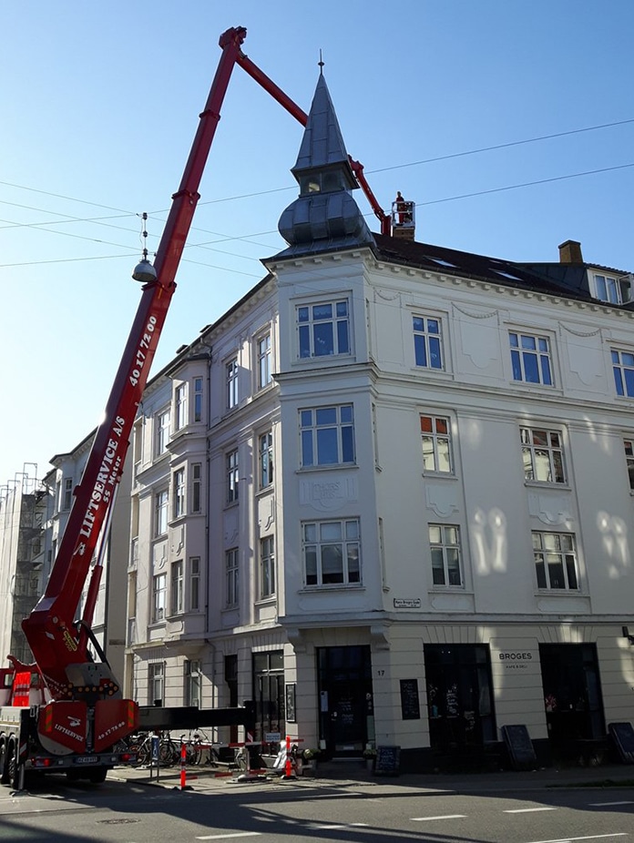Liftservice arbejde